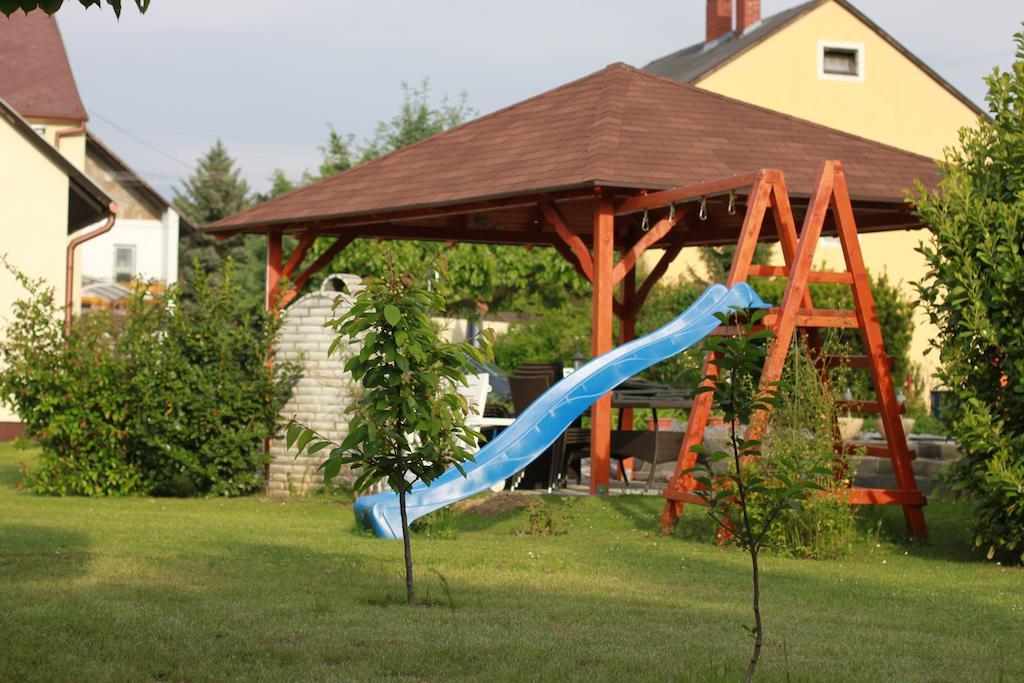 Marietta Apartman Heviz Exterior photo